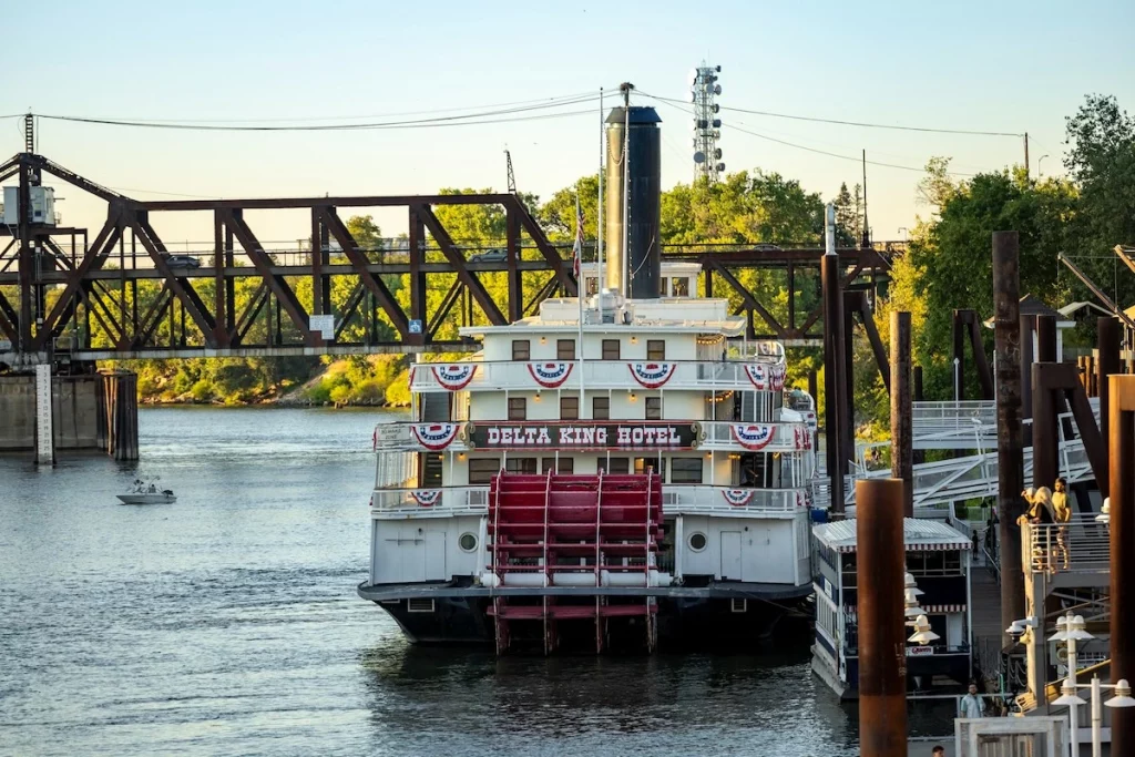 The historic paddle-boat Delta King Hotel