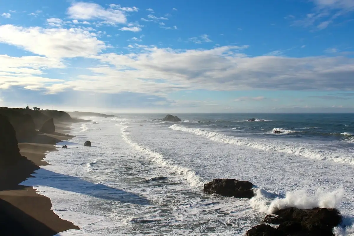 Gentle waves crashing at Bodega Bay