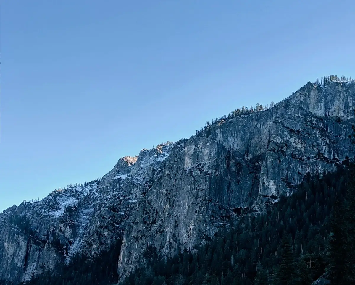 Beautiful deep grey mountain cliffs in Mariposa County
